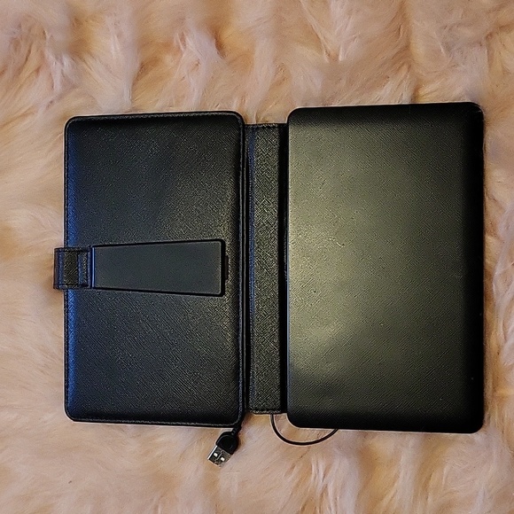 Android Tablet - Picture 2 of 3